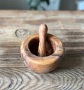 Morter af oliventræ, håndlavet i Frankrig 10,5 cm diameter